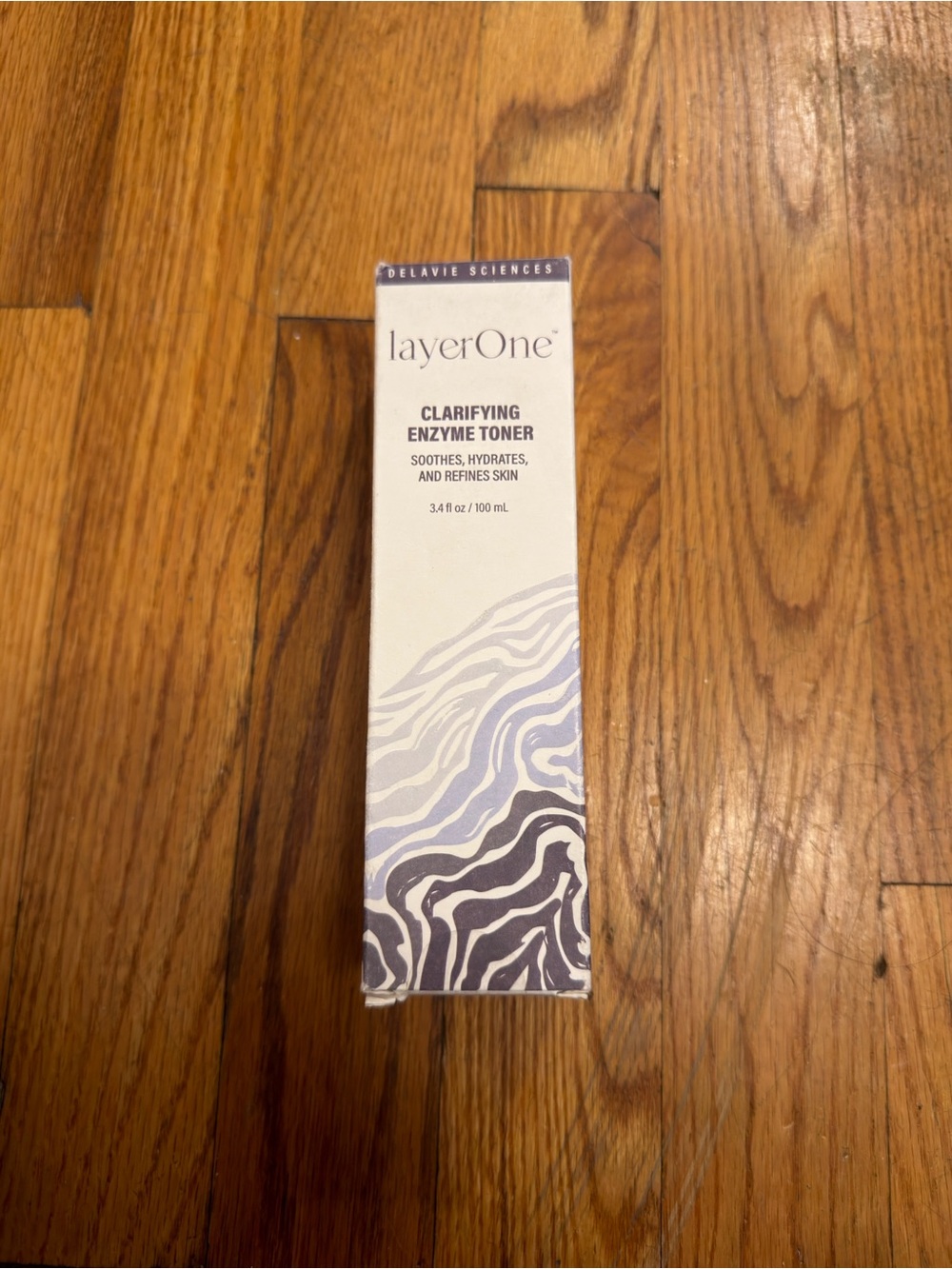 layerOne Clarifying Enzyme Toner - Purple & White